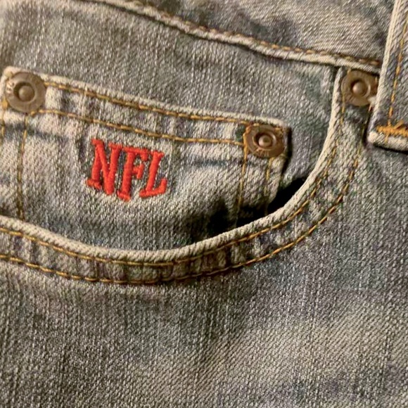 RARE NFL DENIM KC Chiefs Womans Jeans / Pants / Bottoms Kansas City 2 Bootcut - Picture 3 of 11
